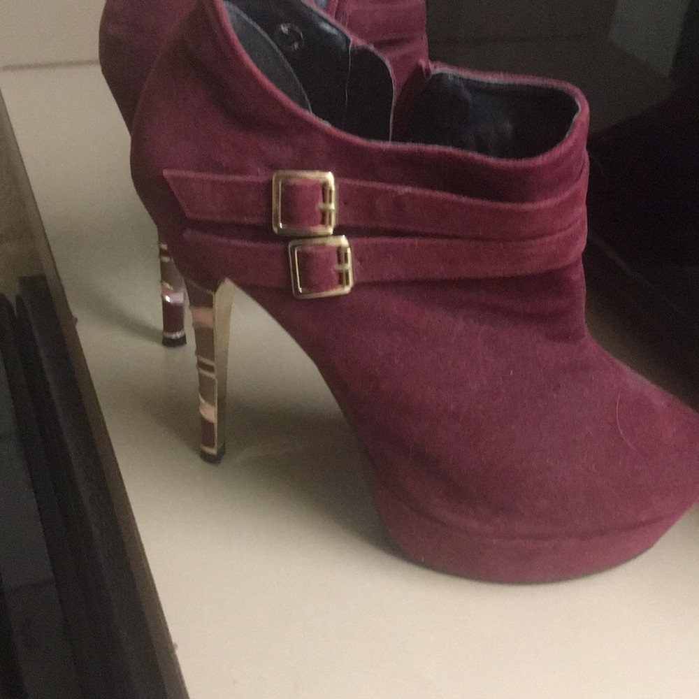 6 inch Mafmof heels. Great condition barely worn.
